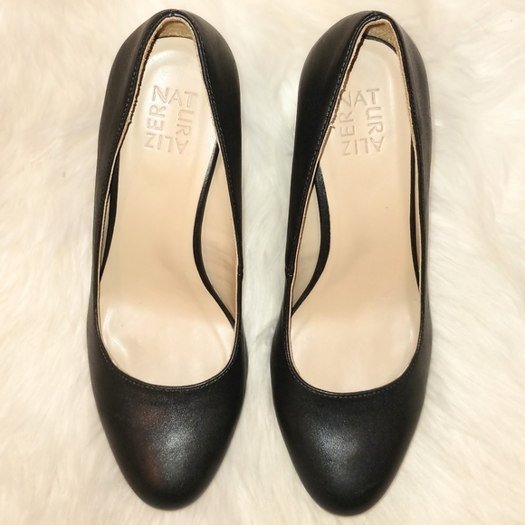 Naturalizer Berlin Platform Heels - Picture 4 of 6